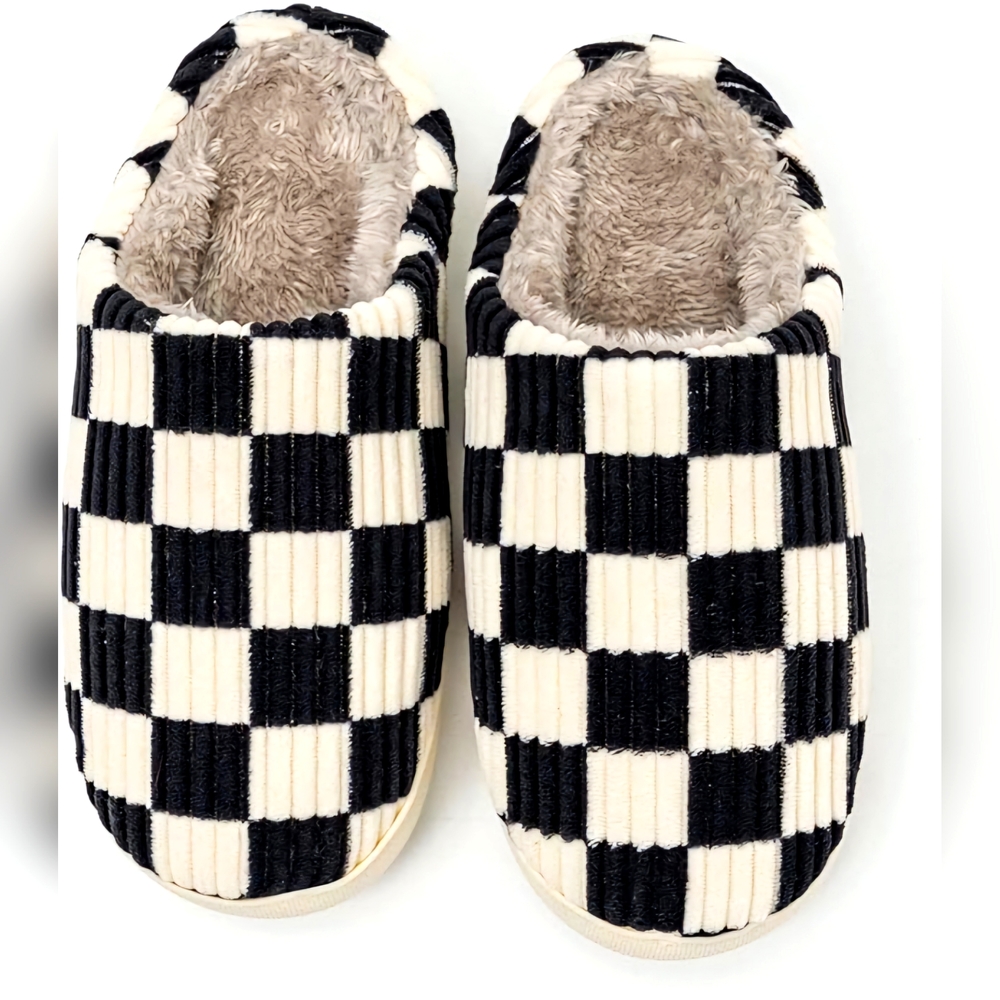 muchinrch Chess Fluffy Slippers - Size 8.5-9